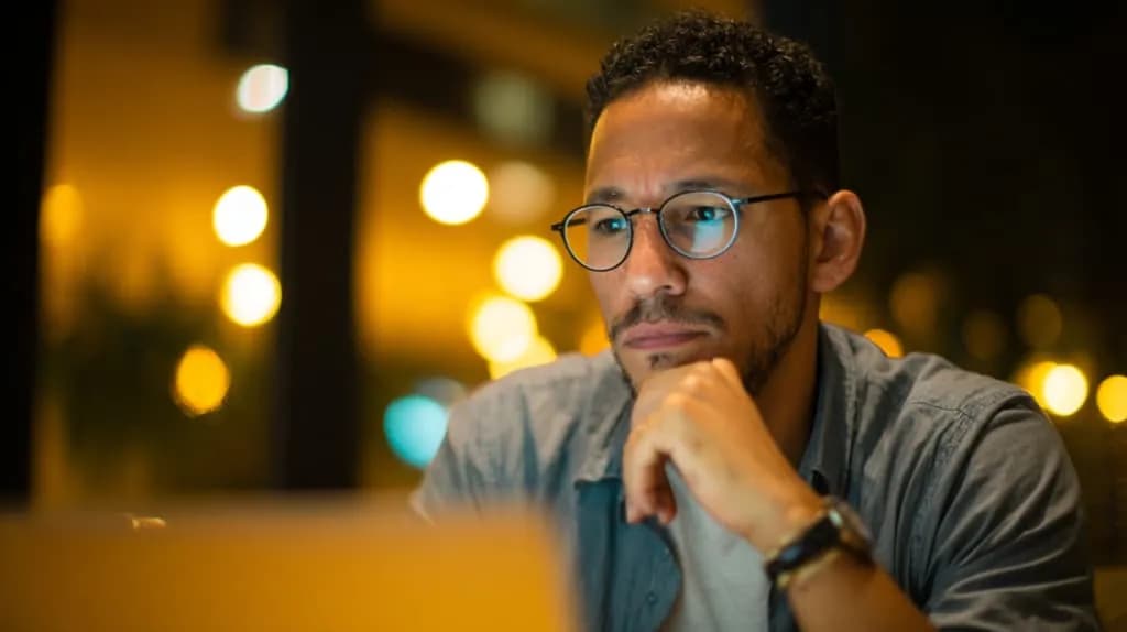 Estudiar Administración de Empresas en Línea en México: ¿Uk, UTEL o UNITEC?